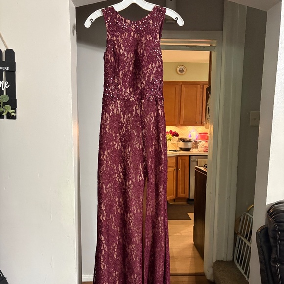 Formal David’s Bridal Prom Dress - Picture 1 of 12